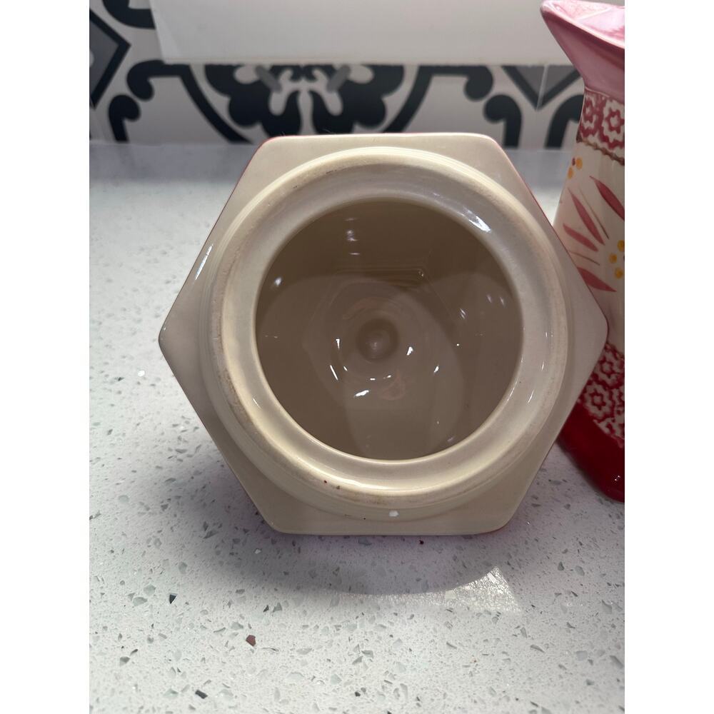 Temptations Old World Cranberry" cookie jar 1.8 Qt - Picture 4 of 4